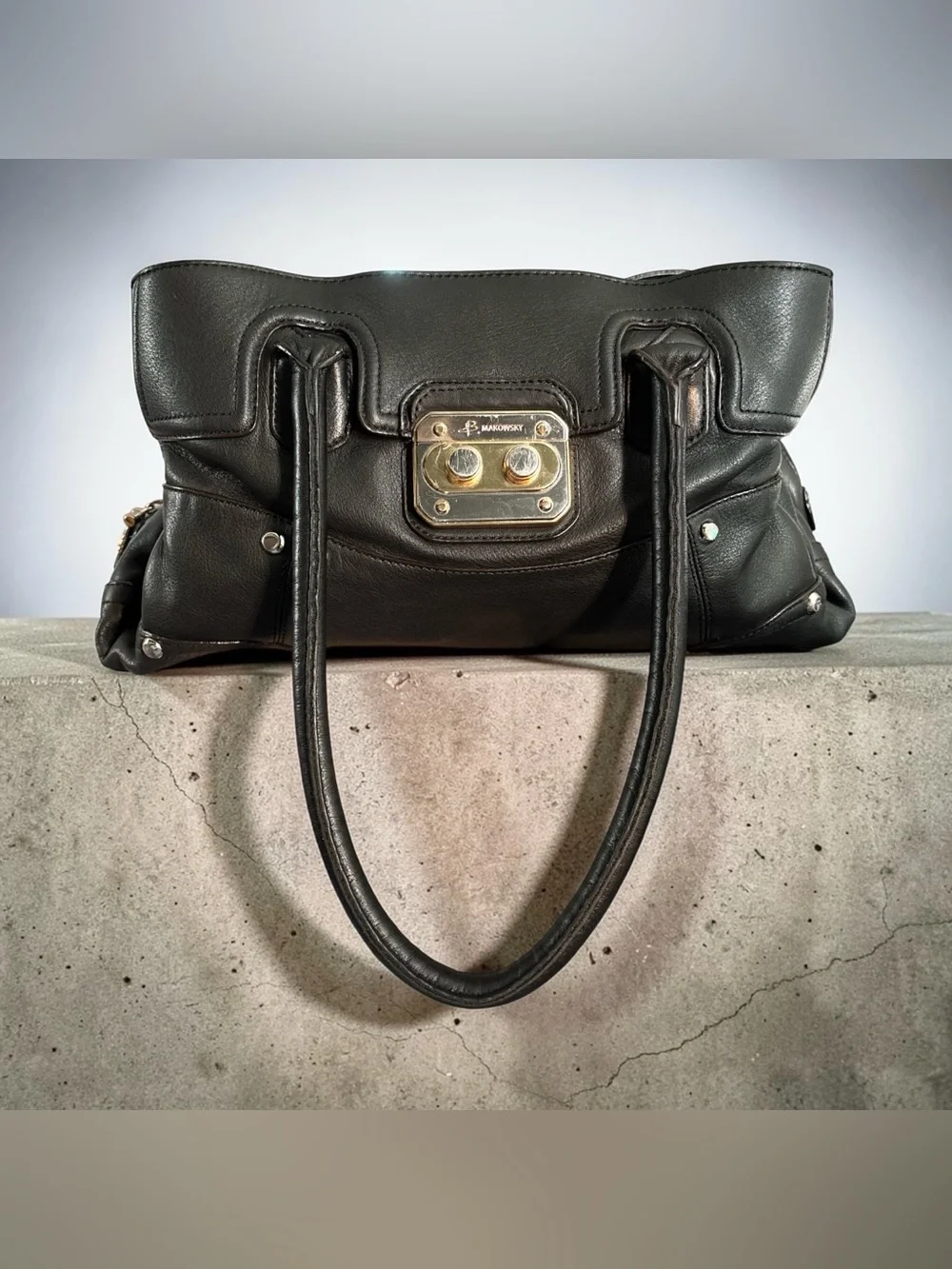 b. makowsky Slouchy Pebbled Leather Satchel Bag w/Burgundy Lining & Gold Details